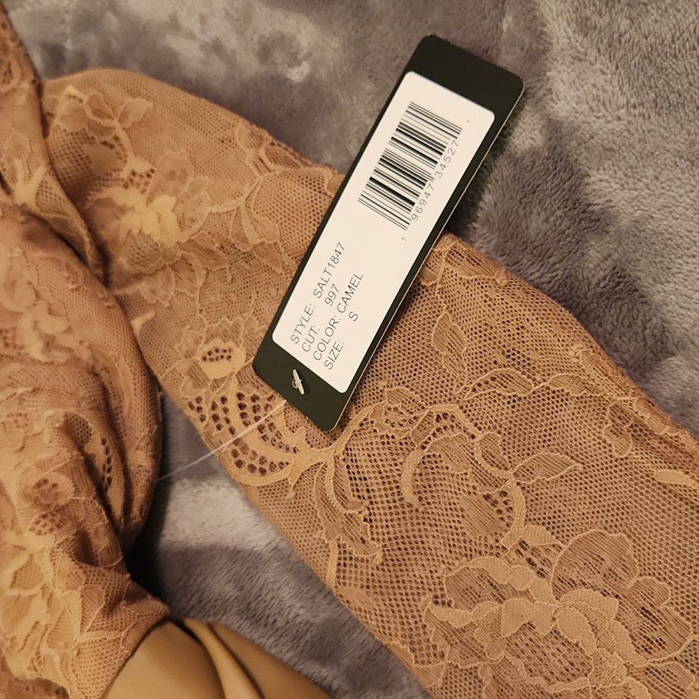 NWT Elegant Lace V-Neck Dress with Sash and Faux Leather - Picture 7 of 7